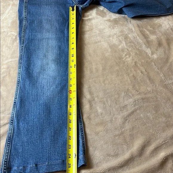 GAP 'High-Rise 70s Flare' Medium Wash Jeans with Front Pockets - Size 29 - Picture 11 of 16